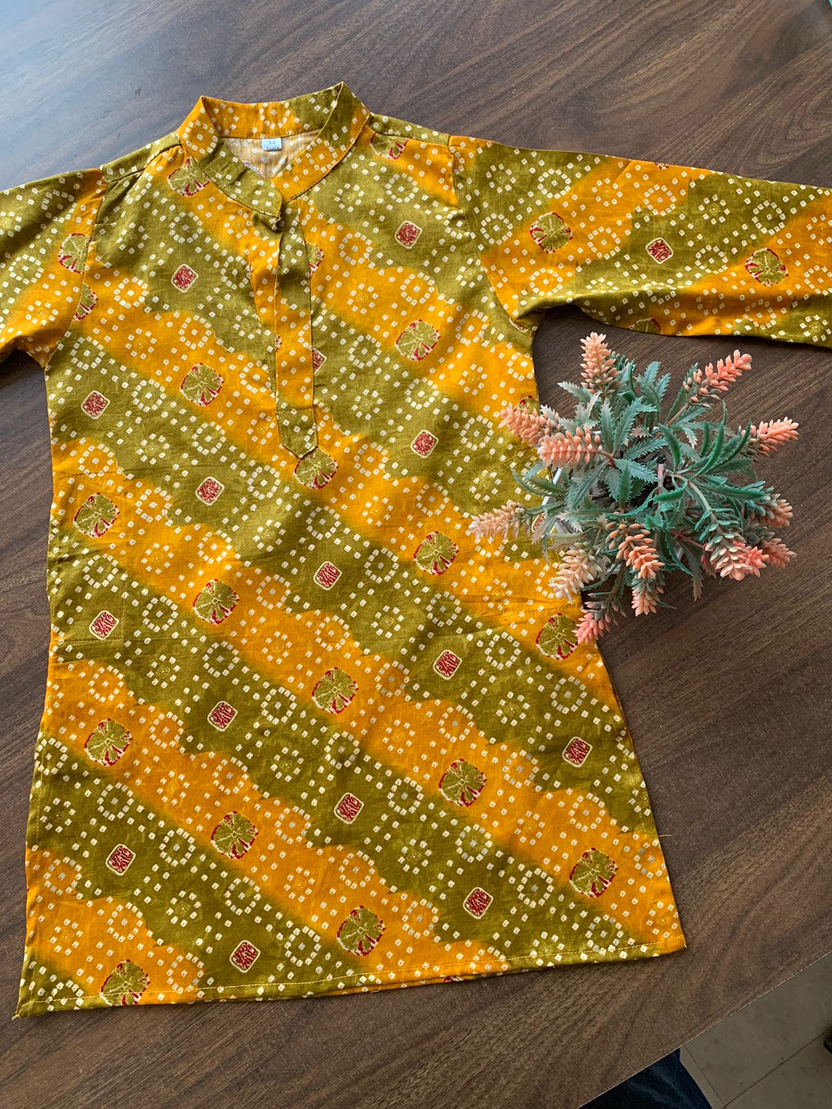 Bandhani Boys Kurta Set - Image 2